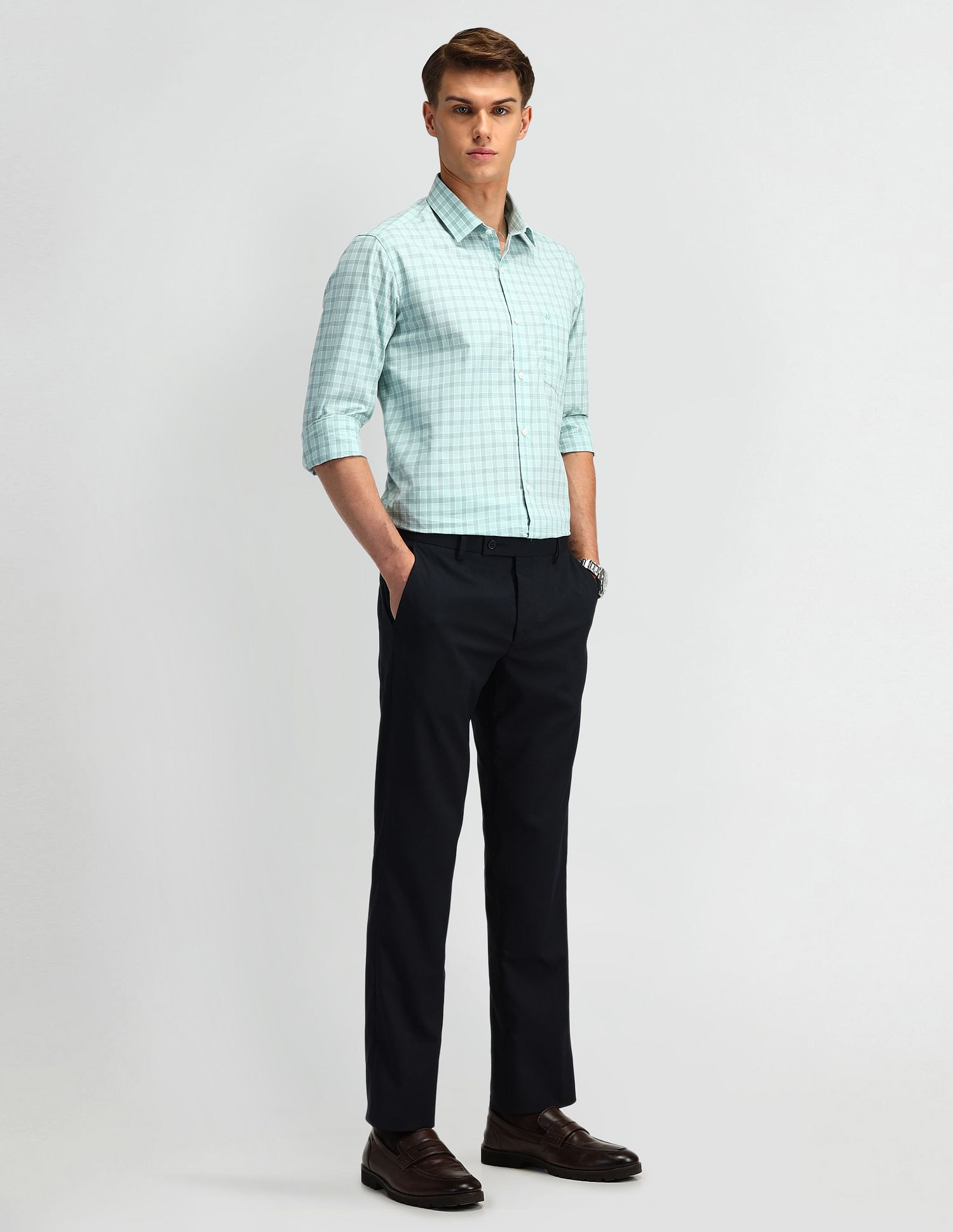 Arrow Manhattan Slim Fit Cotton Shirt