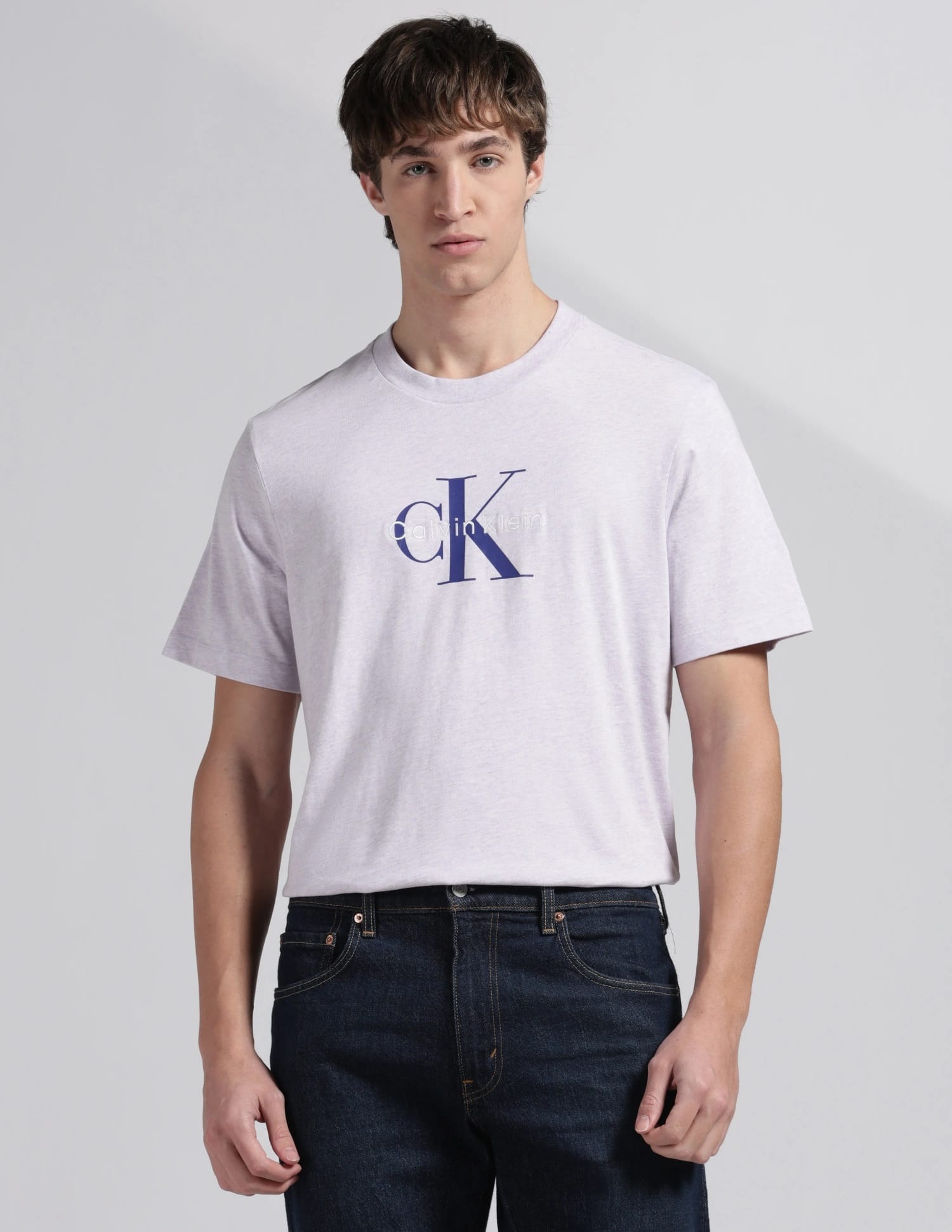 Buy Calvin Klein Jeans Logo Relaxed Fit Cotton T-Shirt - NNNOW.com