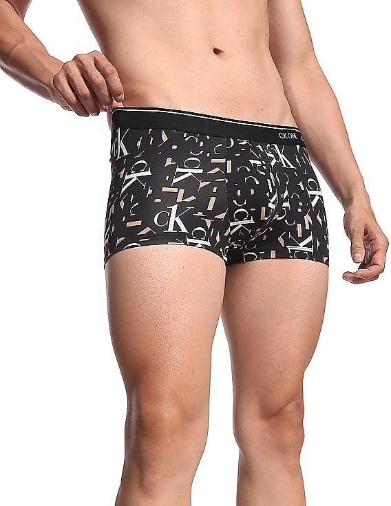 Buy Calvin Klein Underwear Men Black CK One Mid Rise Solid Stretch Trunks 