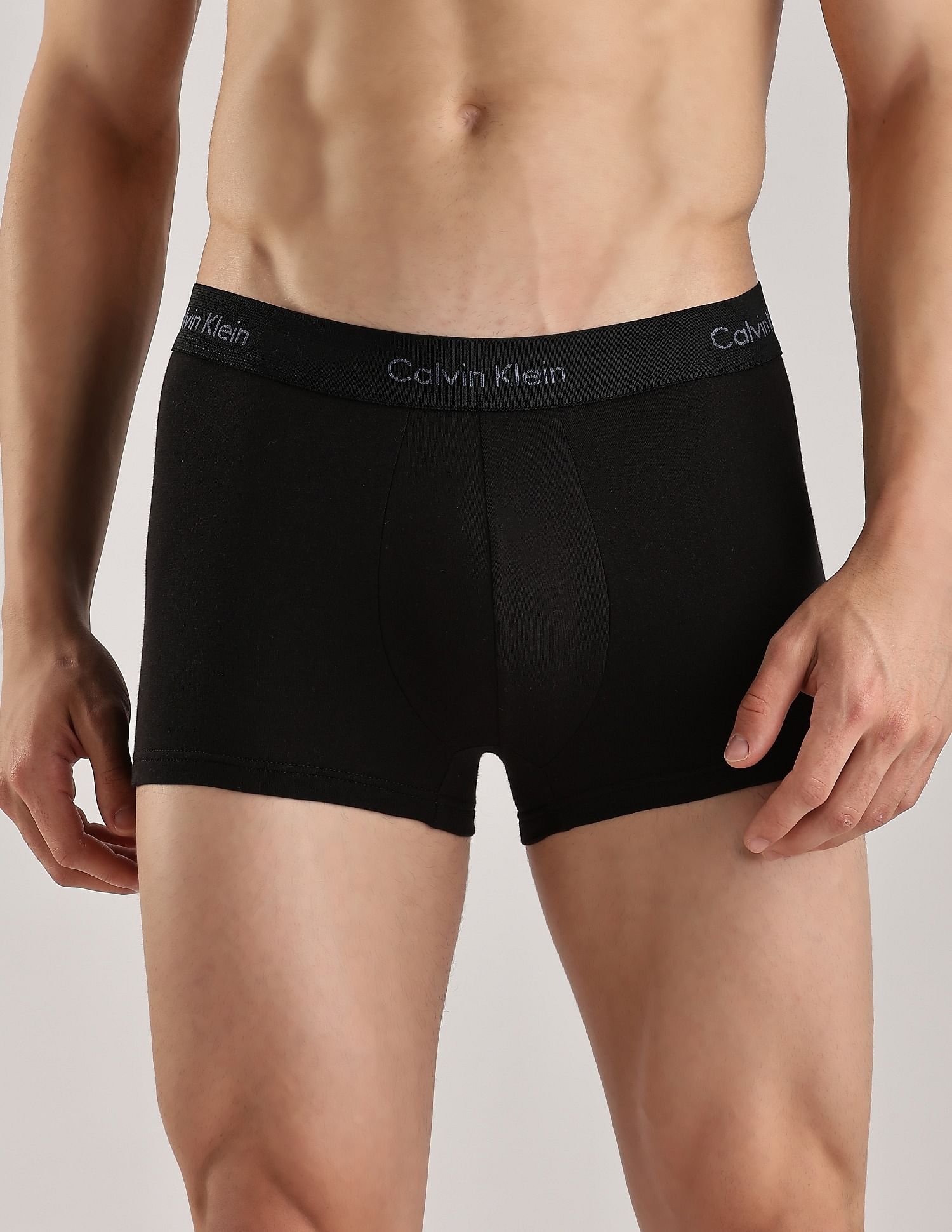 Calvin Klein Underwear Low Rise Solid Black Trunks - Pack Of 3