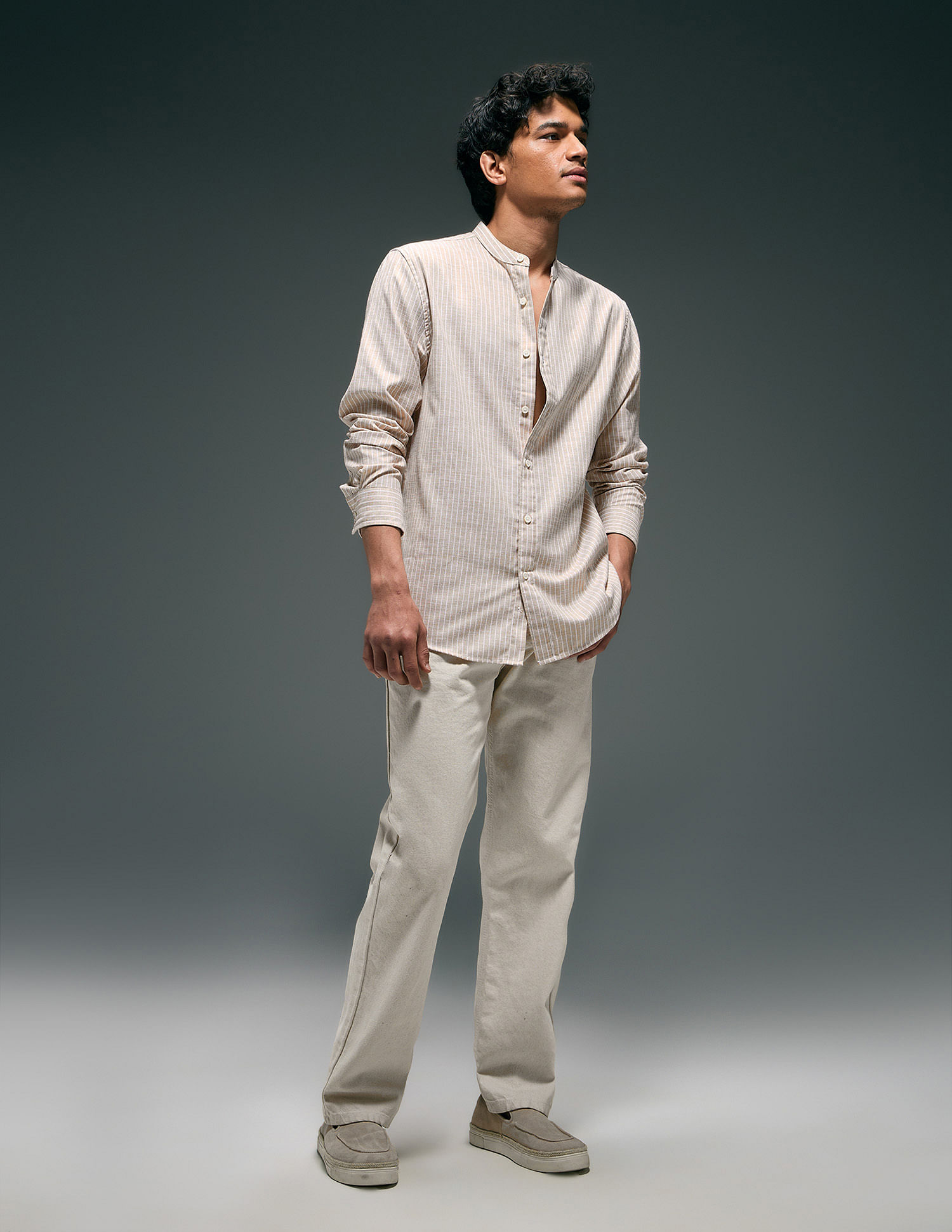 Flying Machine Vertical Striped Regular Fit Shirt