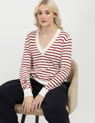 Buy Tommy Hilfiger Essential V Neck Sweater - NNNOW.com