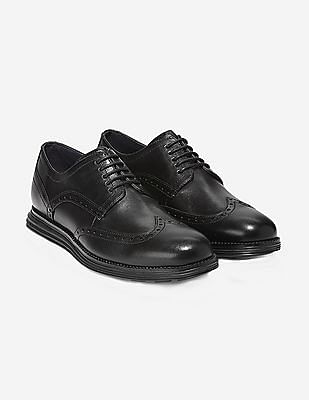 Buy Cole Haan Men Black ØriginalGrand Wingtip Oxford - NNNOW.com