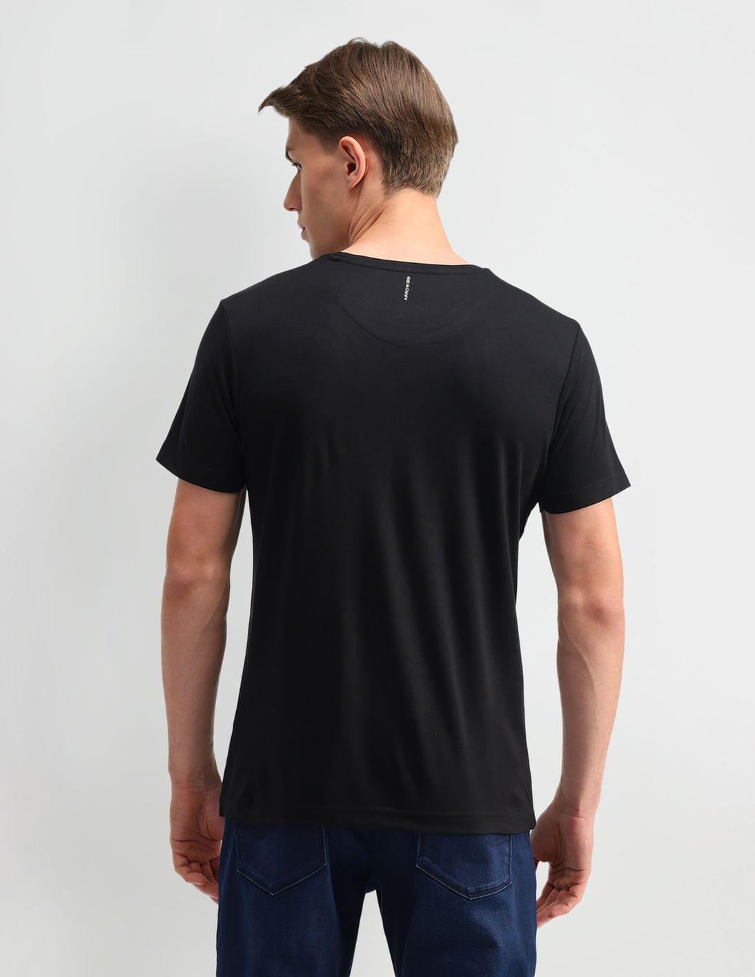 Buy Arrow Newyork Graphic Printed Round Neck T-Shirt - NNNOW.com Buy Arrow Newyork Graphic Printed Round Neck T-Shirt - NNNOW.com