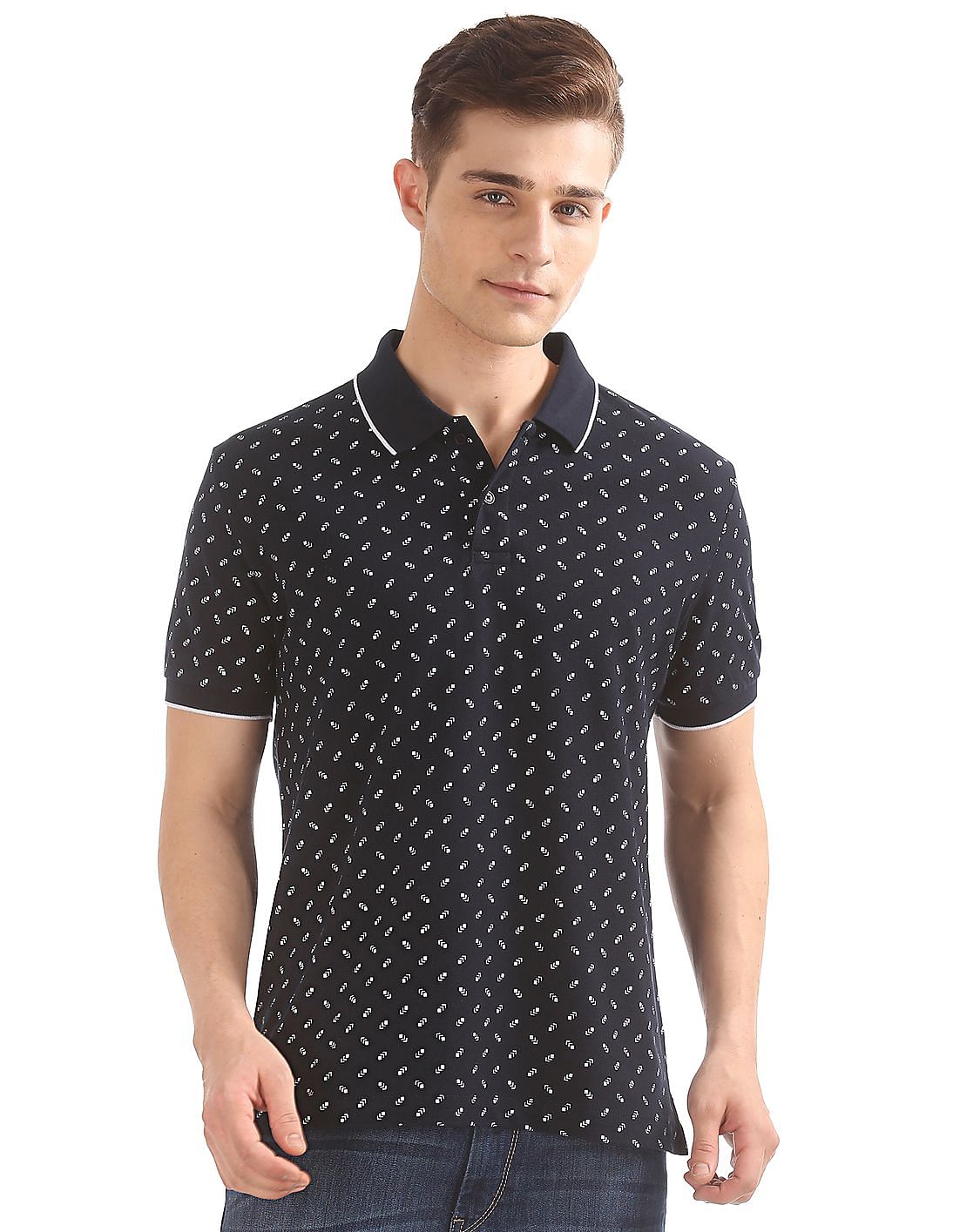 Buy Izod Men Printed Pique Polo Shirt - NNNOW.com