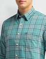 Arrow Sport Slim Fit Herringbone Shirt